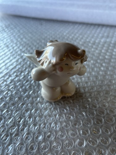 Nao squished face - squished,