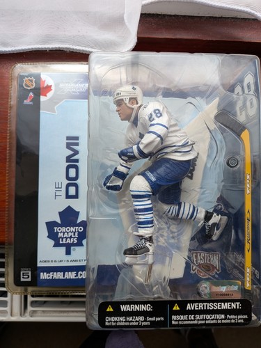 Tie domi mcfarlane - domi, figure