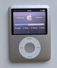 Apple iPod Nano 3rd Gen 4GB