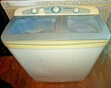 Thompson Twin Tub Washing Machine FULL SIZE X11-1 Used 3 times
