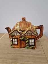 Vintage Ye Olde Cottage Cottage Ware Teapot