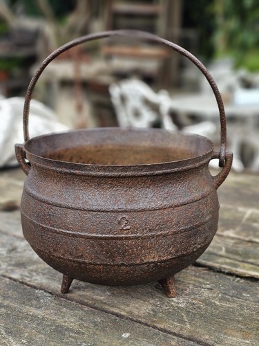 Antique cast iron - , cauldron