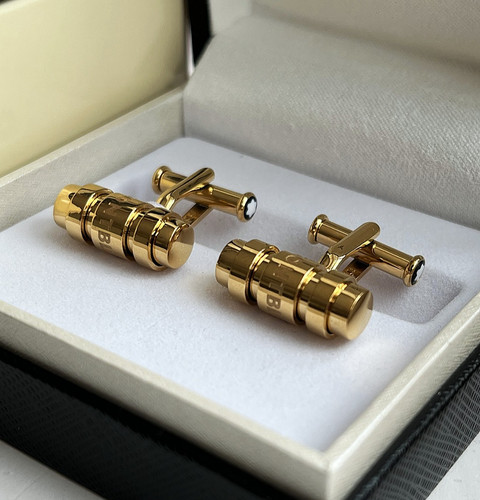Montblanc gold tone barrel - gold,