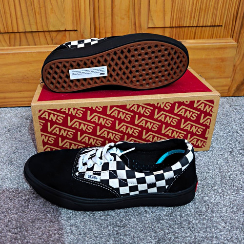 Vans comfycush era black - comfycush, black/white