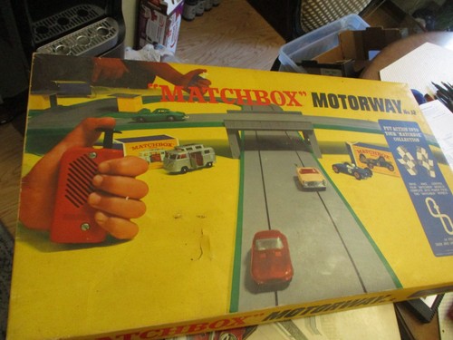 Matchbox motorway track - no.12,