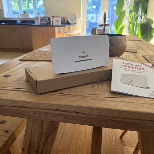 Plusnet hub one router - hub,