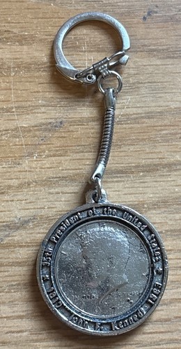 1973 key chain - 1973,