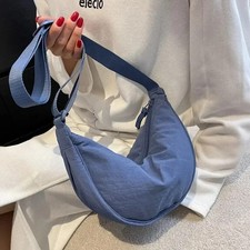 Uniqlo bag that went viral on