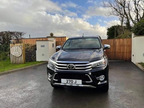 Hilux invisible 4 black - hilux,
