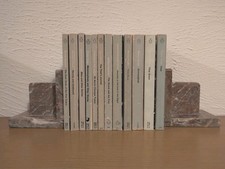 Penguin Modern Classics. Lot