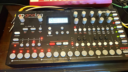 Elektron analog four - analog,