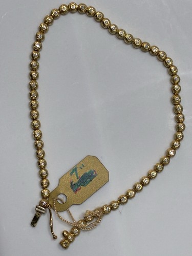 18ct solid gold - 18ct, diamond