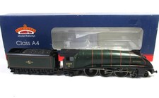 BACHMANN 31-963 Gresley Class A4 4-6-2 - BR Green - 60019 "Bittern" - OO Gauge