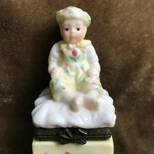 Madame Alexander "Yellow