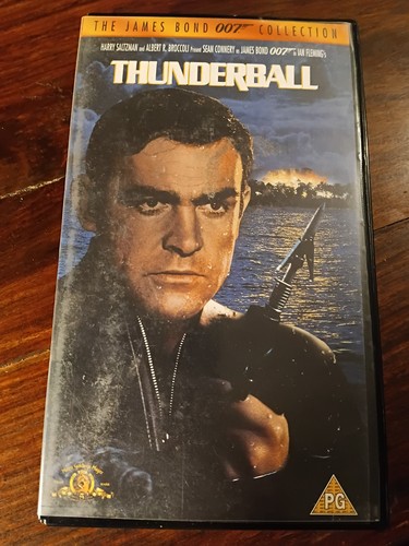 James bond 007 collection - james,