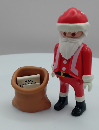Pre owned playmobil santa - pre-owned,