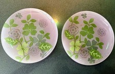 2 Decorative Glass Plates