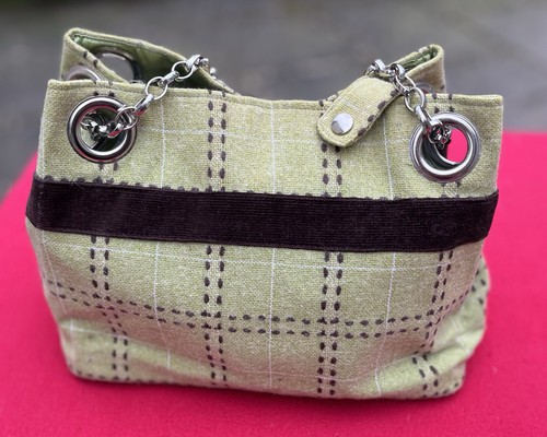 Earth squared lime green - squared,