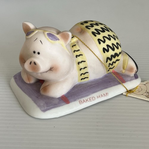 Vintage sunbathing bikini pig - bikini,