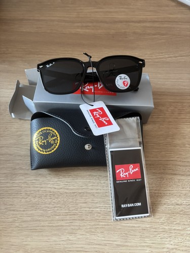 Ray-Ban