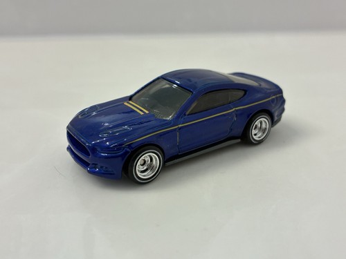 Hot wheels 2015 ford - hot, mustang