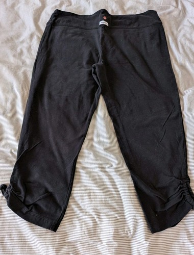 Black leggings pedal pushers - leggings,