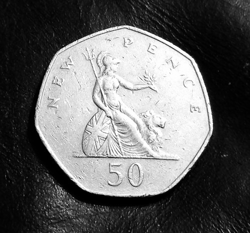 1980 50p britannia - 50p, size