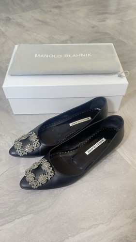 Manolo blahnik hangisi fume - blahnik,