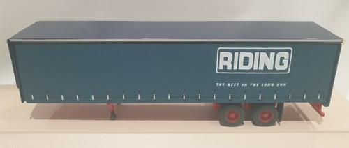 Corgi trucks tandem axle - corgi,