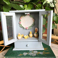 Vintage Wooden Ducks Hut