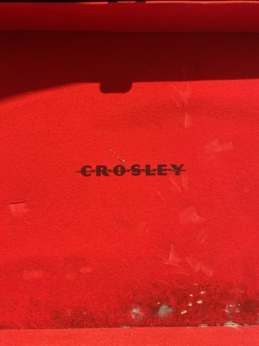 Crosley suitcase turntable - suitcase,