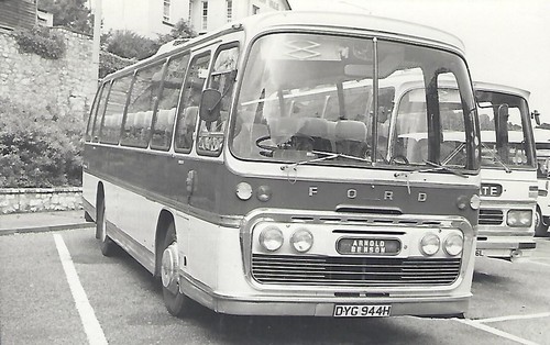 Bus photo dyg944h - dyg944h, arnold