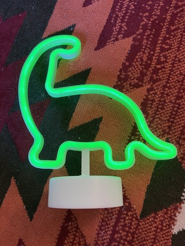 Dunelm dinosaur light night - up,