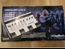 DigiTech Vocalist Live 4 vocal harmonizer/effect processor 
