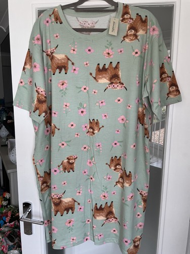 Size 22 nightdresses - **size, 18/20/22