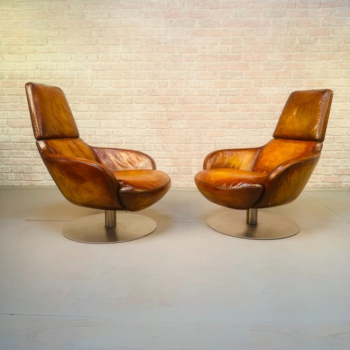 Pair vintage italian - italian, swivel