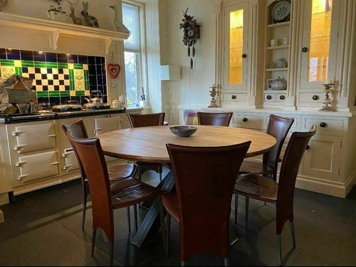 Solid oak round dining table - round,