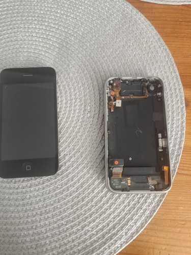 Apple iphone 3gs - apple,
