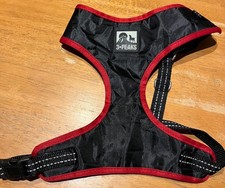 3 PEAKS Waterproof Dog Harness in Black/Red. Adjustable Straps,LARGE.USED