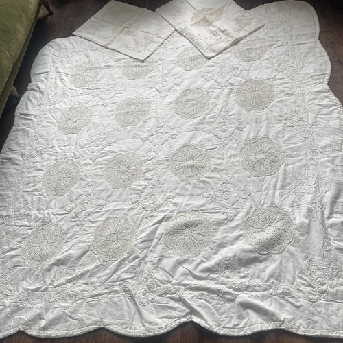 Vintage 100 double bedspread - vintage, 100%