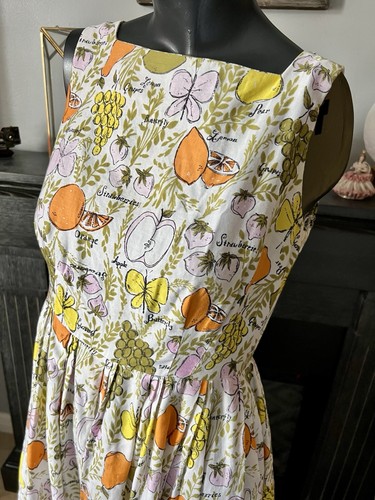 1950s vintage cotton novelty - 1950s,
