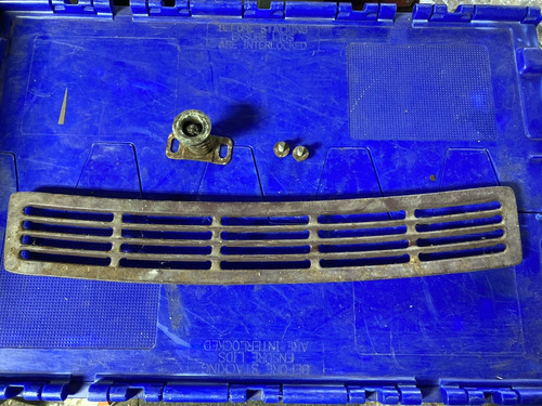 Ford anglia 105e bonnet grill - ford,