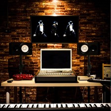 recording studio monitor speaker stands desk top heavy duty dj Tannoy KRK adam