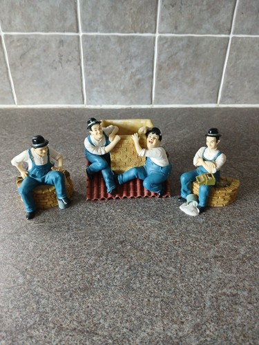 Laurel and hardy figurines - laurel,