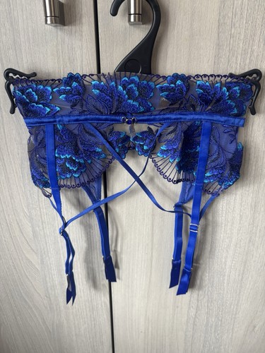 Ann summers faithful - ann, waspie
