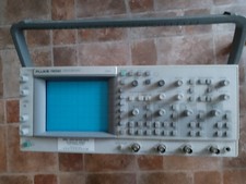 FLUKE PM3082/004M 4 CHANNEL