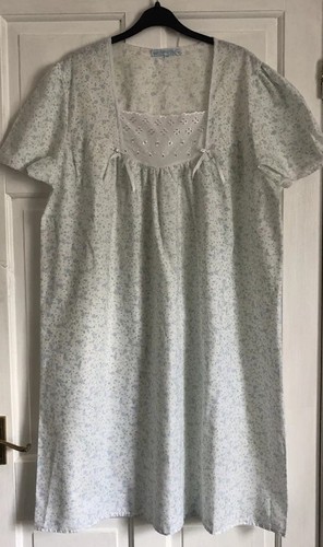Vintage white floral - , broderie