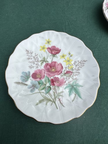 This vintage aynsley bone - this,