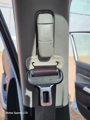 Suzuki vitara mk4 front seat - suzuki,