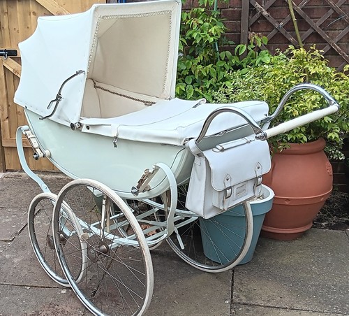 Osnath coach built - coach, pram